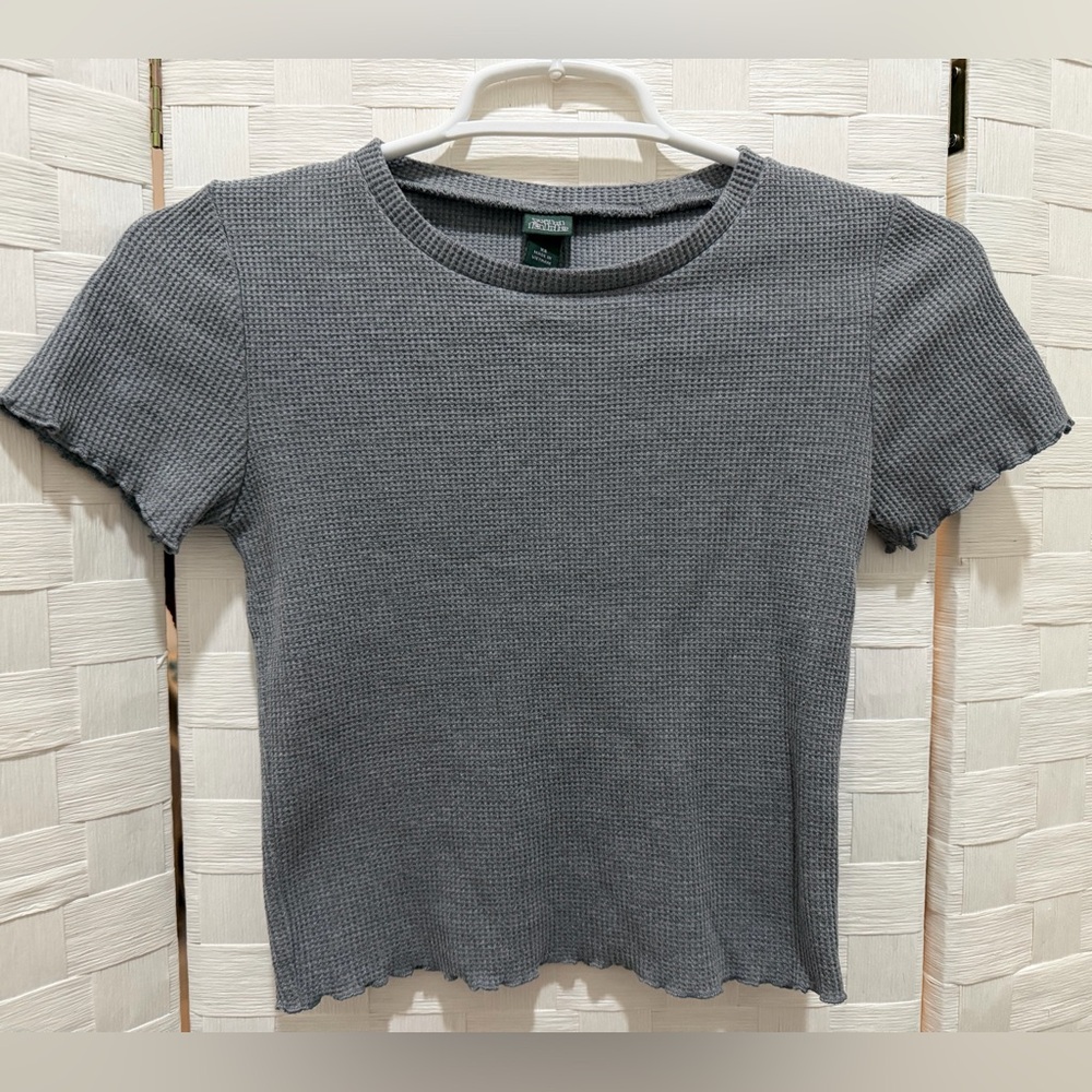 Wild Fable Gray Waffle Knit Slightly Cropped Tee Short Sleeve Size XS